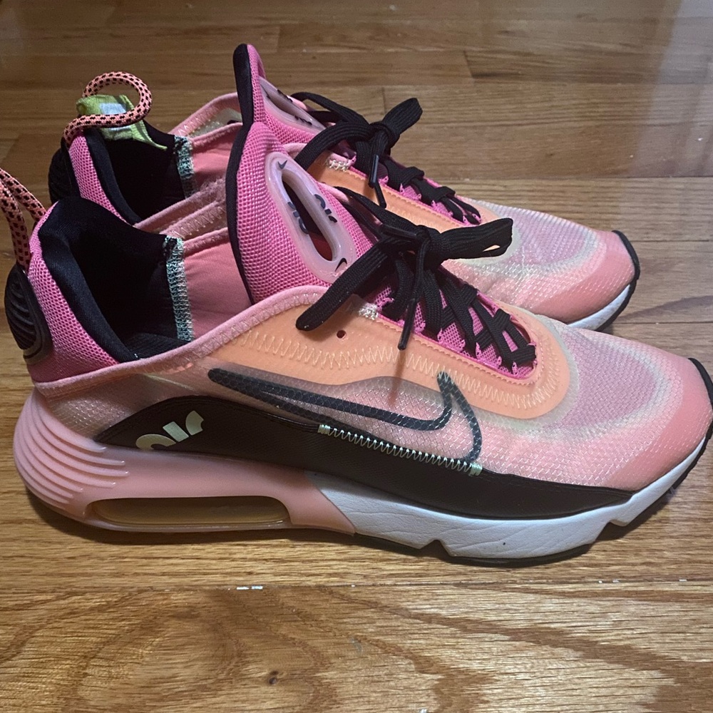 Nike Air Max 2090